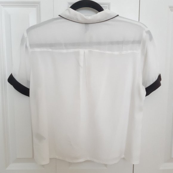 Forever 21 viscose collared short sleeve top S/P - Picture 3 of 14